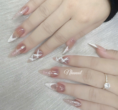 Top 10 mẫu nail đẹp quận 7 hot trend 2025 nàng không thể bỏ lỡ
